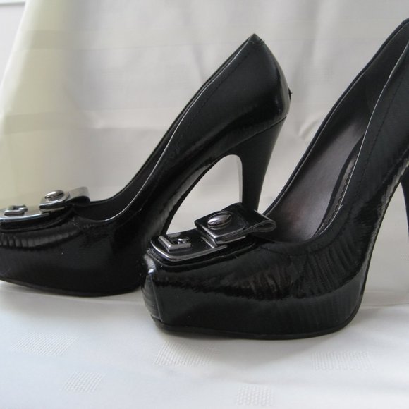 NINE WEST WOMEN'S BLACK LEATHER PUMPS - SIZE 5 1/2 M - PRE-OWNED - Picture 4 of 9